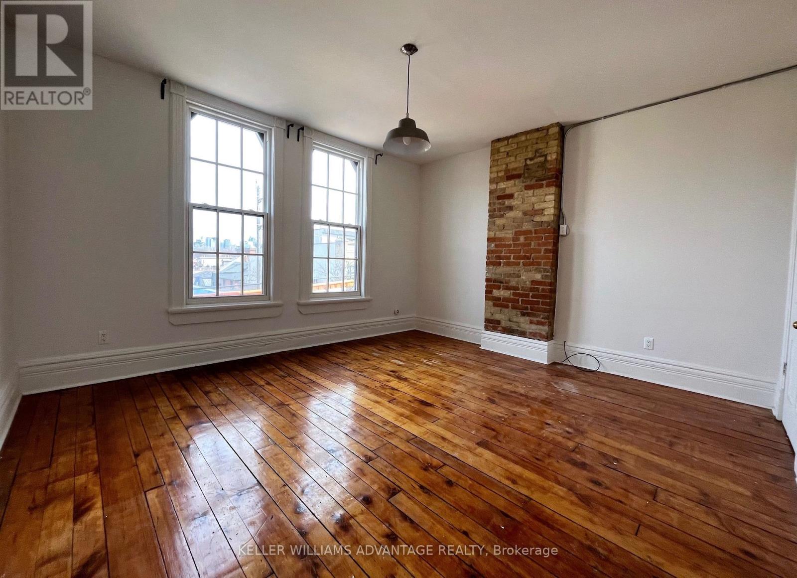 3RD FLR - 134 OSSINGTON AVENUE, Toronto, Ontario