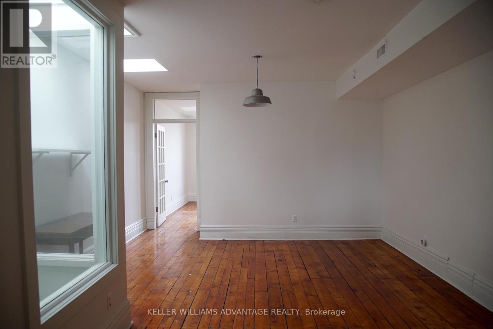 3rd Flr - 134 Ossington Avenue, Toronto, Ontario  M6J 2Z5 - Photo 5 - C12749958
