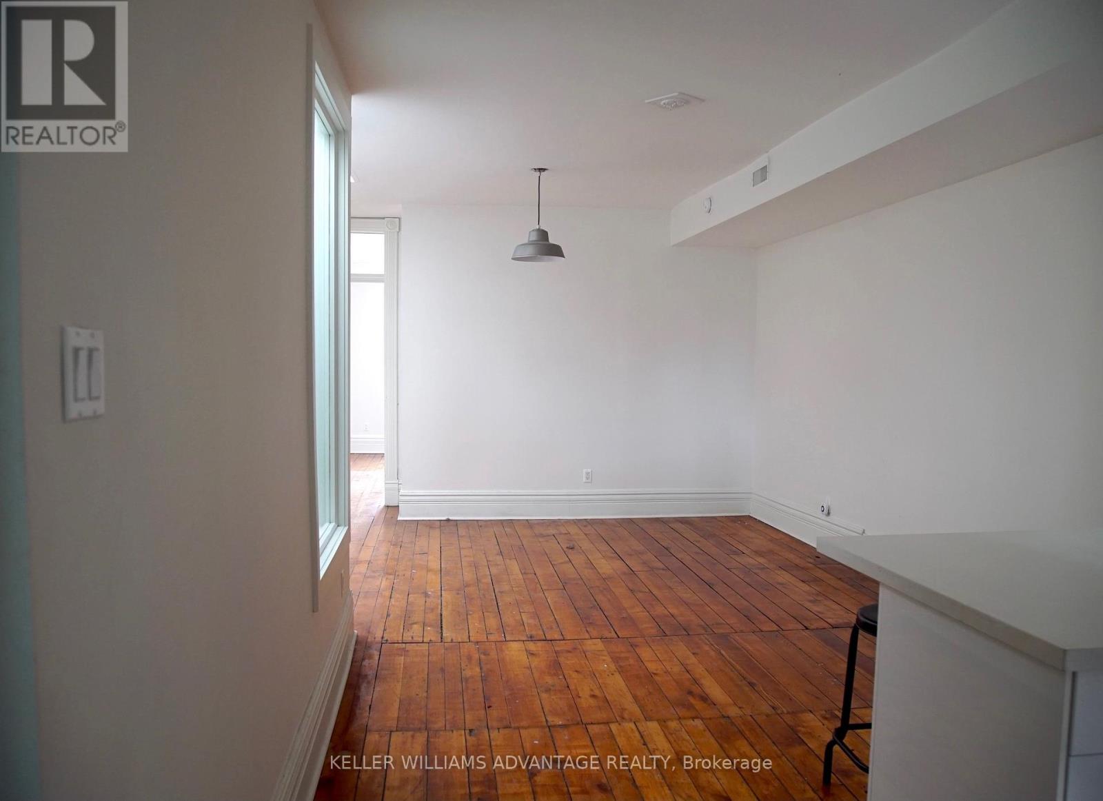 3rd Flr - 134 Ossington Avenue, Toronto, Ontario  M6J 2Z5 - Photo 7 - C12749958