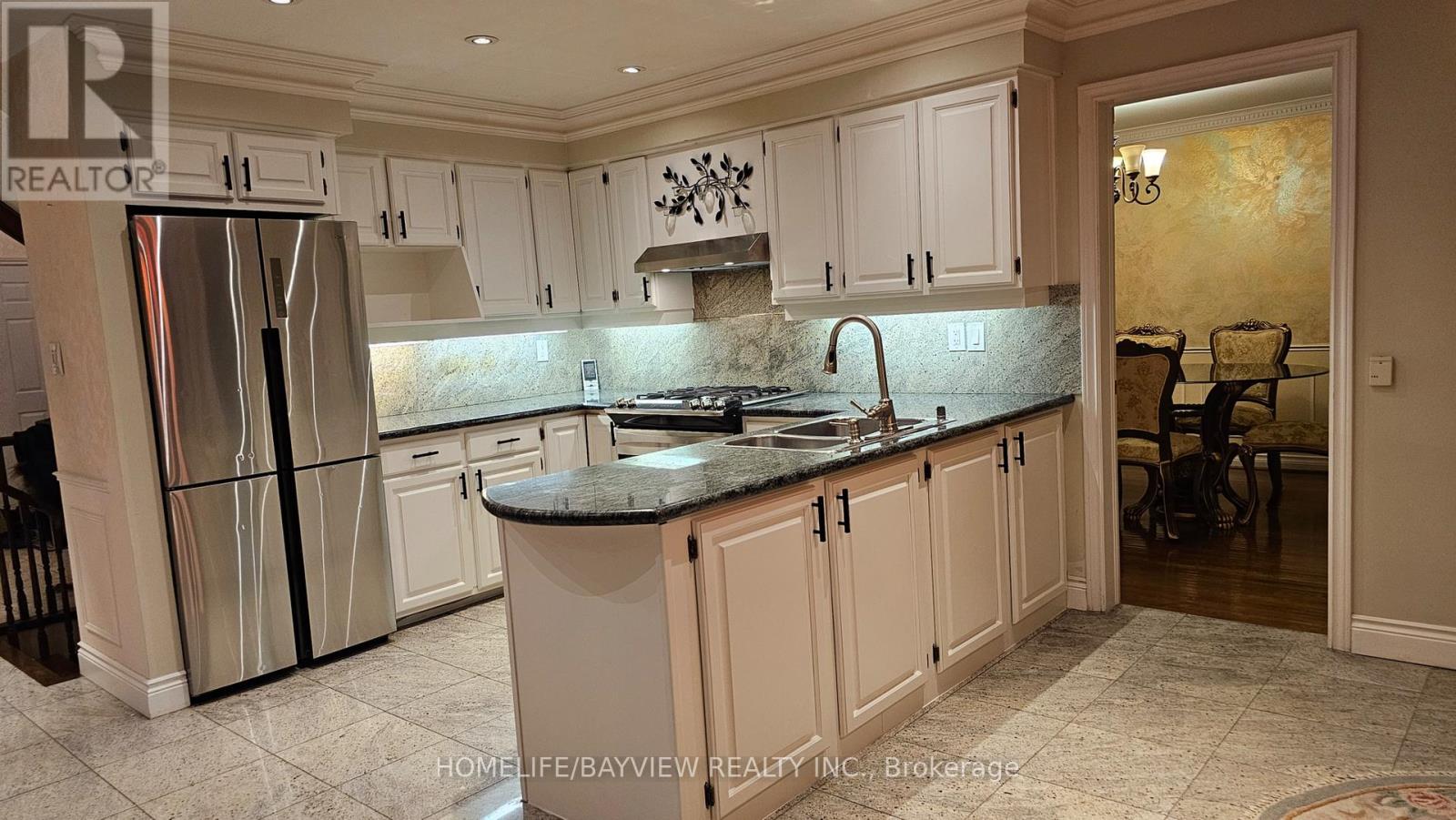 3 Wilfred Court, Richmond Hill, Ontario  L4C 8P9 - Photo 10 - N12750006