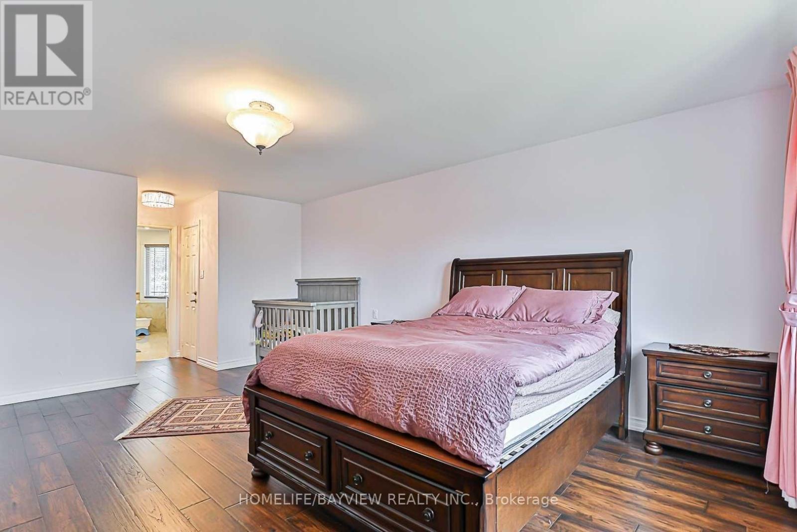 3 Wilfred Court, Richmond Hill, Ontario  L4C 8P9 - Photo 12 - N12750006