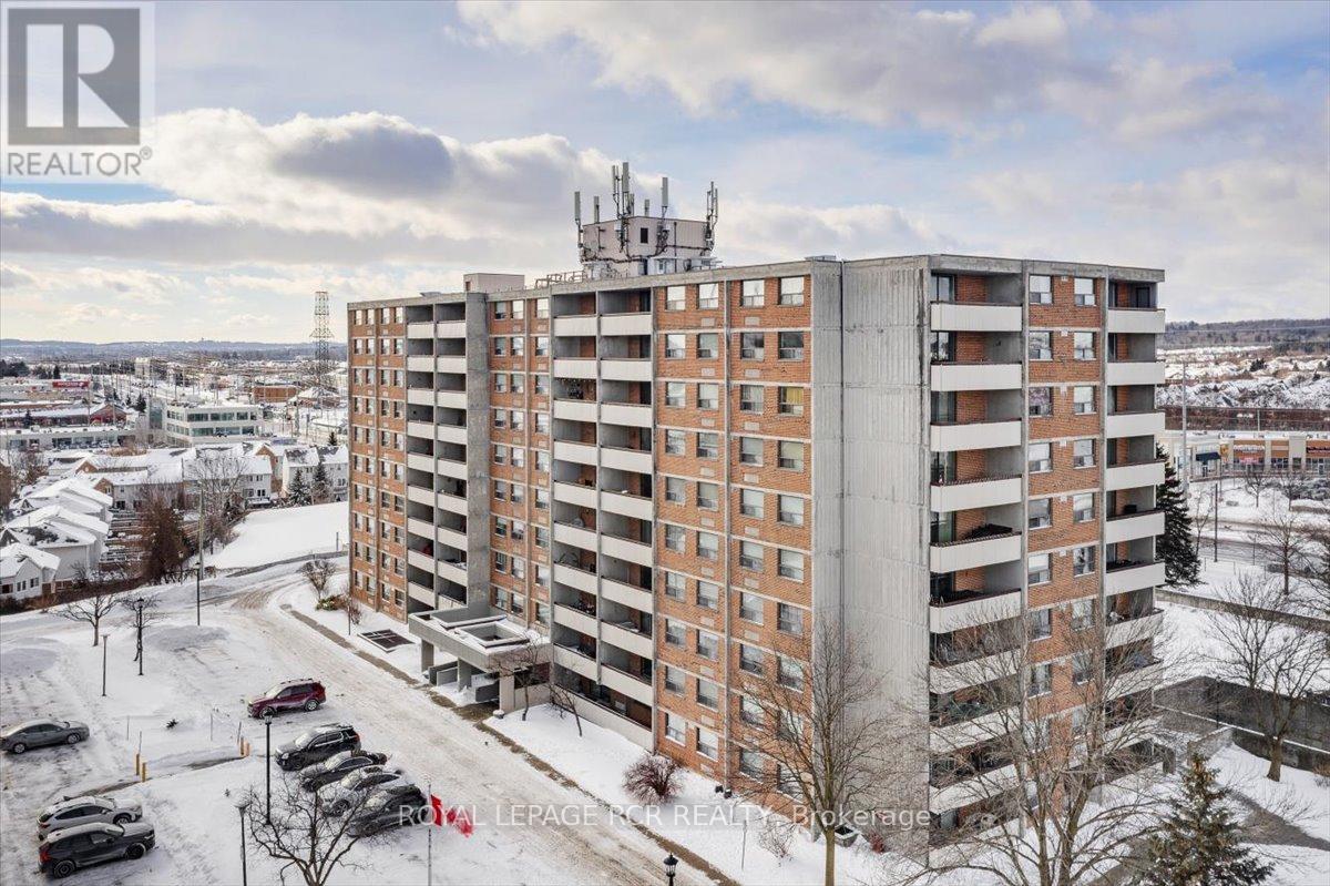 904 - 20 WILLIAM ROE BOULEVARD, Newmarket, Ontario