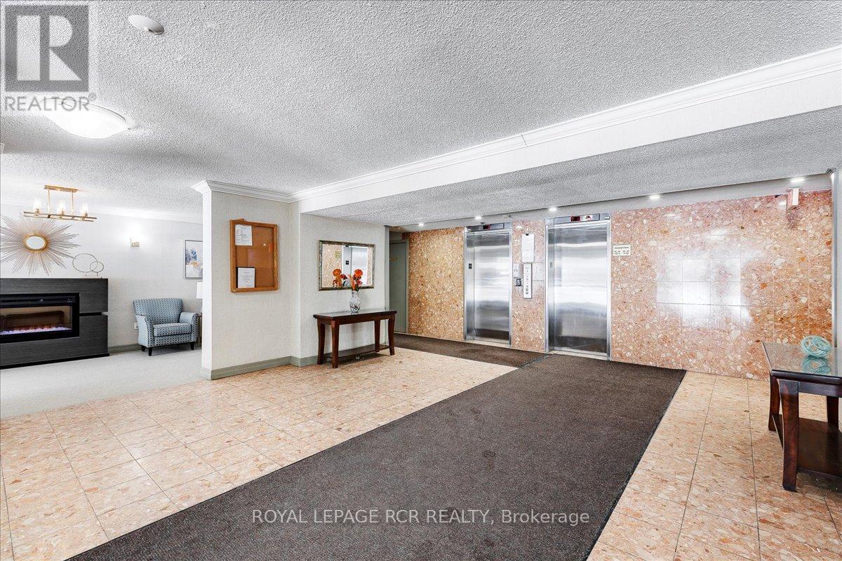 904 - 20 William Roe Boulevard, Newmarket, Ontario  L3Y 5V6 - Photo 36 - N12750038