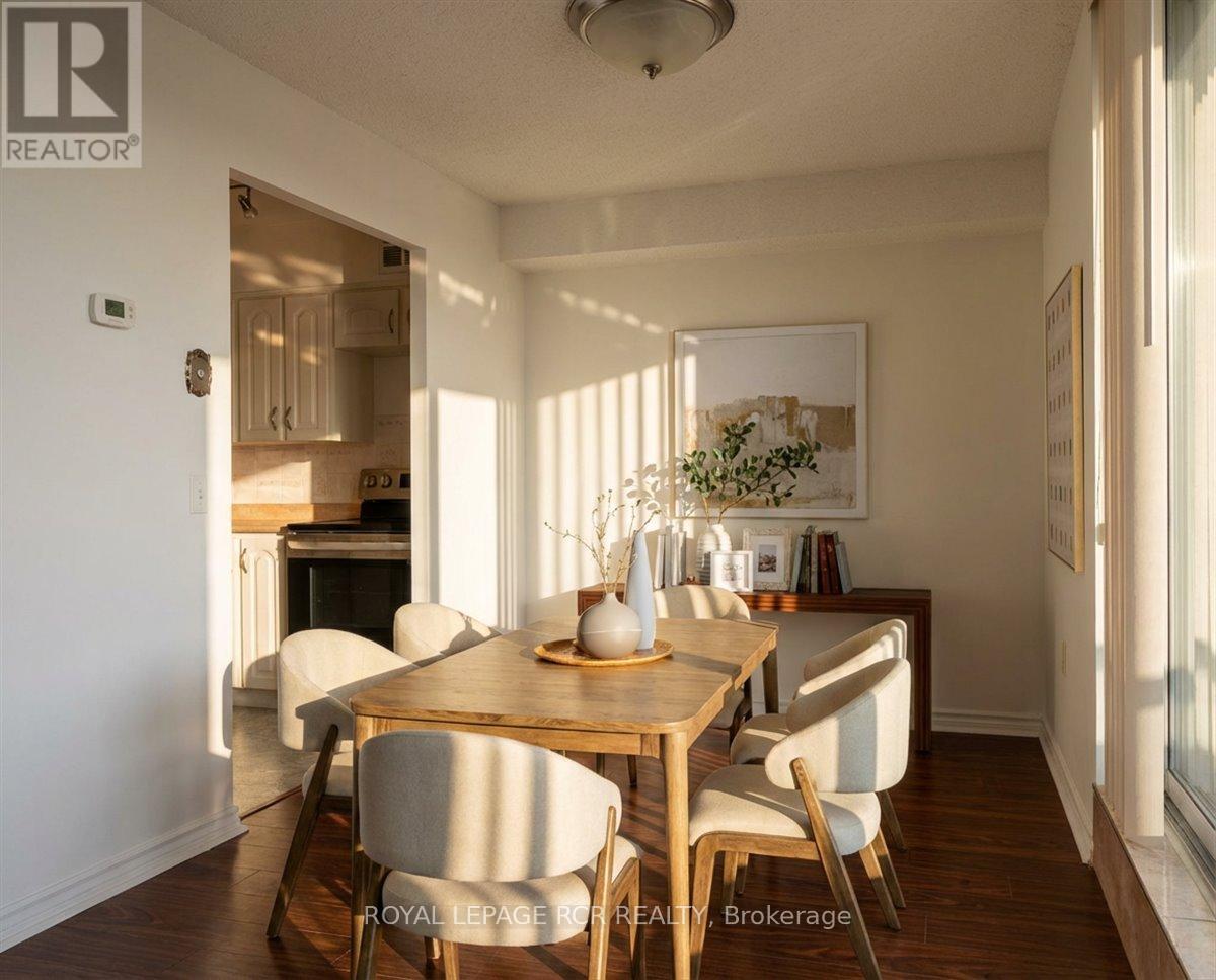 904 - 20 William Roe Boulevard, Newmarket, Ontario  L3Y 5V6 - Photo 5 - N12750038