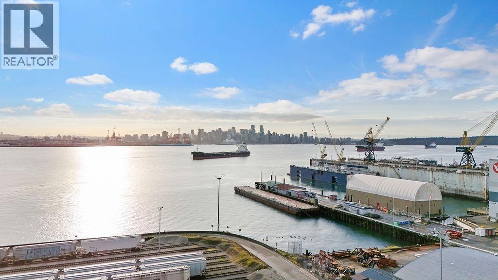 308 333 E 1ST STREET, North Vancouver, British Columbia