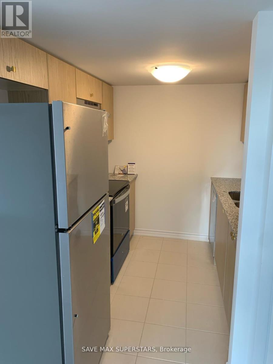 41 Pumpkin Corner Crescent, Barrie, Ontario  L9J 0T7 - Photo 2 - S12750024