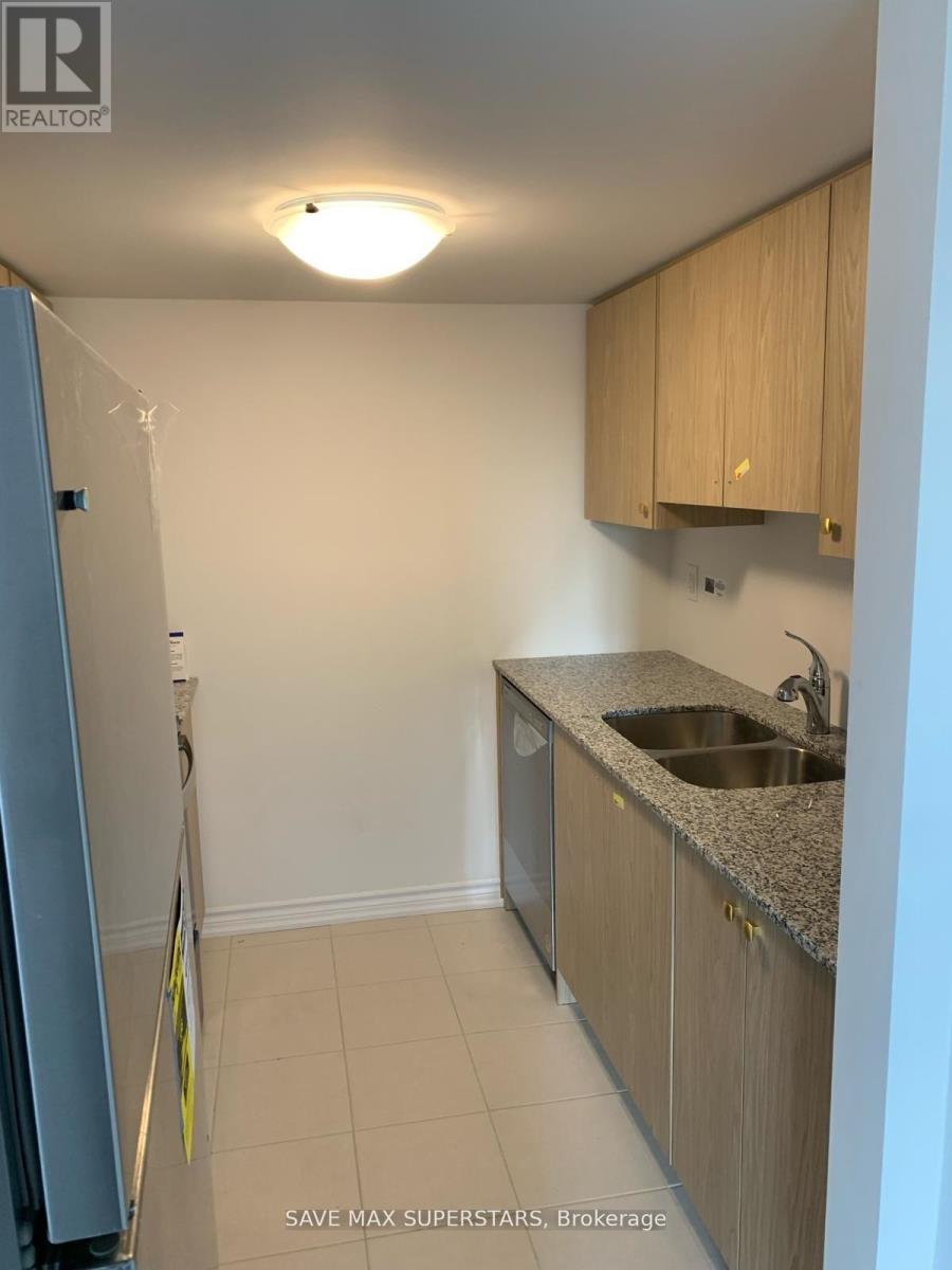 41 Pumpkin Corner Crescent, Barrie, Ontario  L9J 0T7 - Photo 3 - S12750024