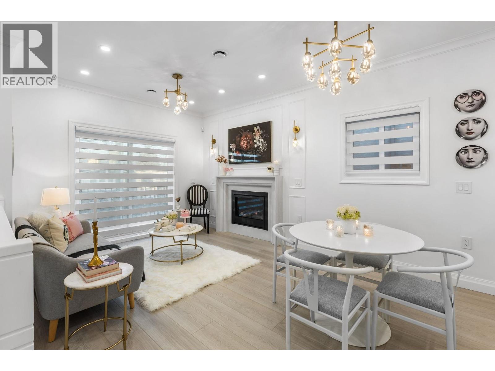 5136 Dominion Street, Burnaby, British Columbia  V5G 1C9 - Photo 2 - R3085353