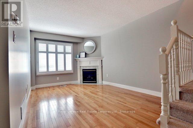 15 - 1276 Silvan Forest Drive, Burlington, Ontario  L7M 4V8 - Photo 5 - W12750130