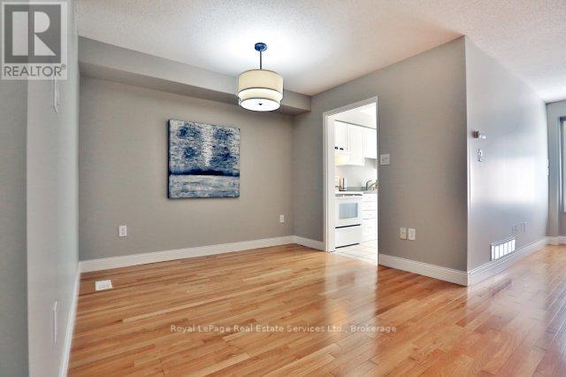 15 - 1276 Silvan Forest Drive, Burlington, Ontario  L7M 4V8 - Photo 9 - W12750130