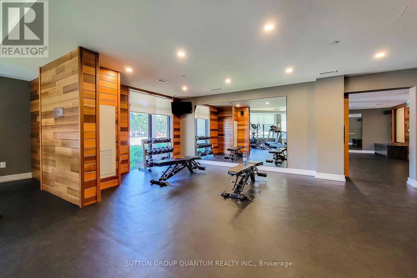 201 - 320 Plains Road E, Burlington, Ontario  L7T 0C1 - Photo 15 - W12750028