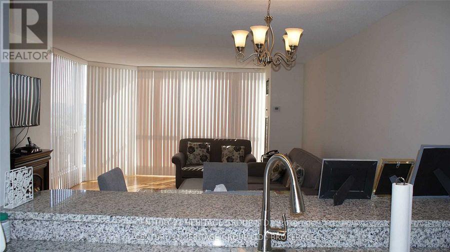 801 - 1500 Grazia Court, Mississauga, Ontario  L4W 4Z9 - Photo 11 - W12750032