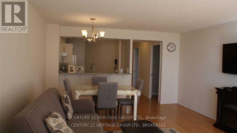 801 - 1500 Grazia Court, Mississauga, Ontario  L4W 4Z9 - Photo 9 - W12750032