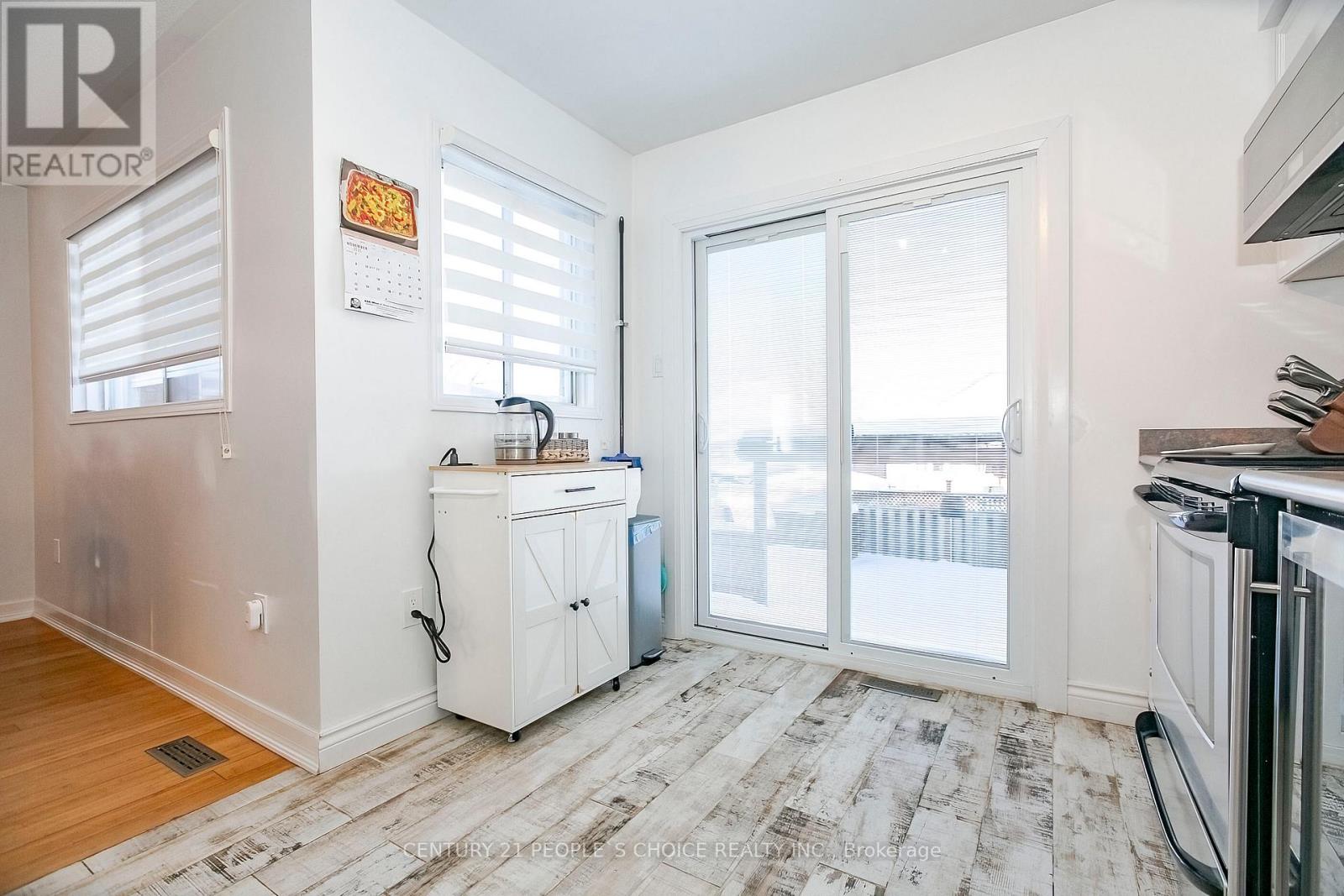 23 Silkwood Crescent, Brampton, Ontario  L6X 4L1 - Photo 17 - W12750054