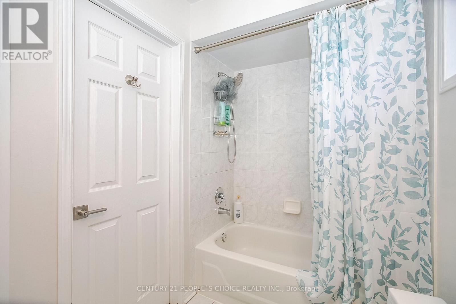 23 Silkwood Crescent, Brampton, Ontario  L6X 4L1 - Photo 24 - W12750054