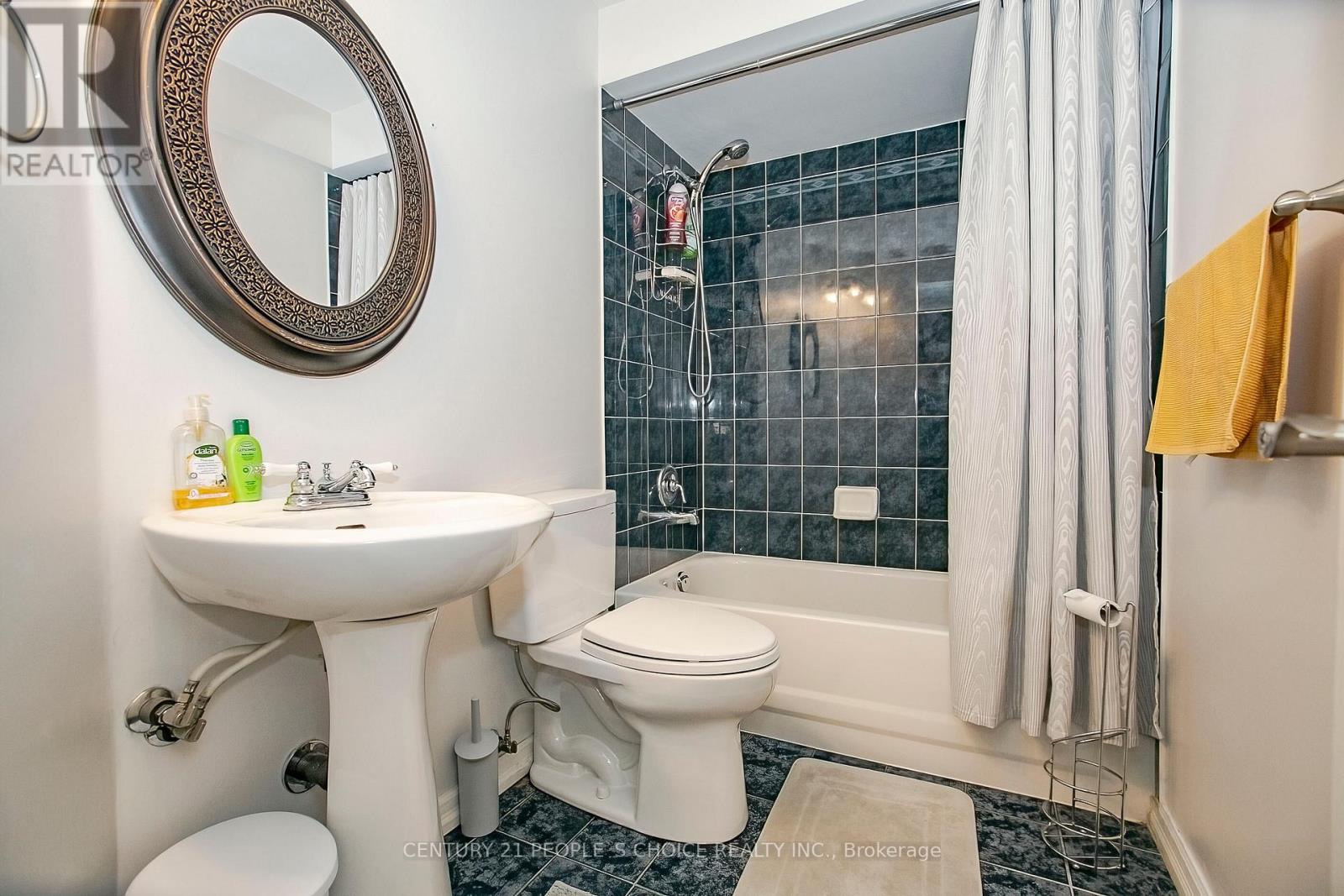 23 Silkwood Crescent, Brampton, Ontario  L6X 4L1 - Photo 32 - W12750054