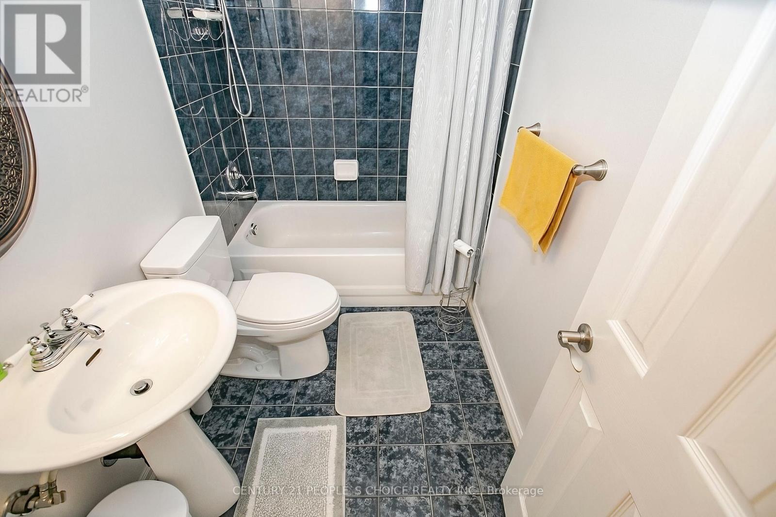 23 Silkwood Crescent, Brampton, Ontario  L6X 4L1 - Photo 33 - W12750054