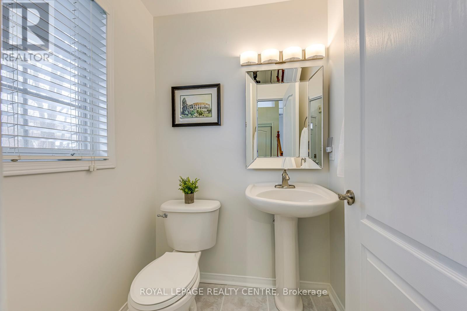 1588 Woodhenge Way, Mississauga, Ontario  L5N 7T1 - Photo 27 - W12748906