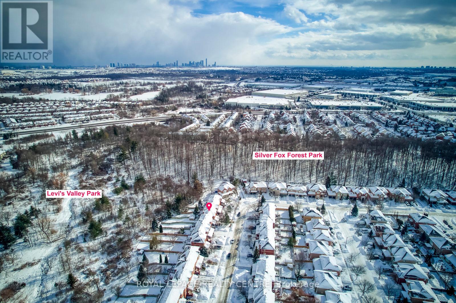 1588 Woodhenge Way, Mississauga, Ontario  L5N 7T1 - Photo 37 - W12748906