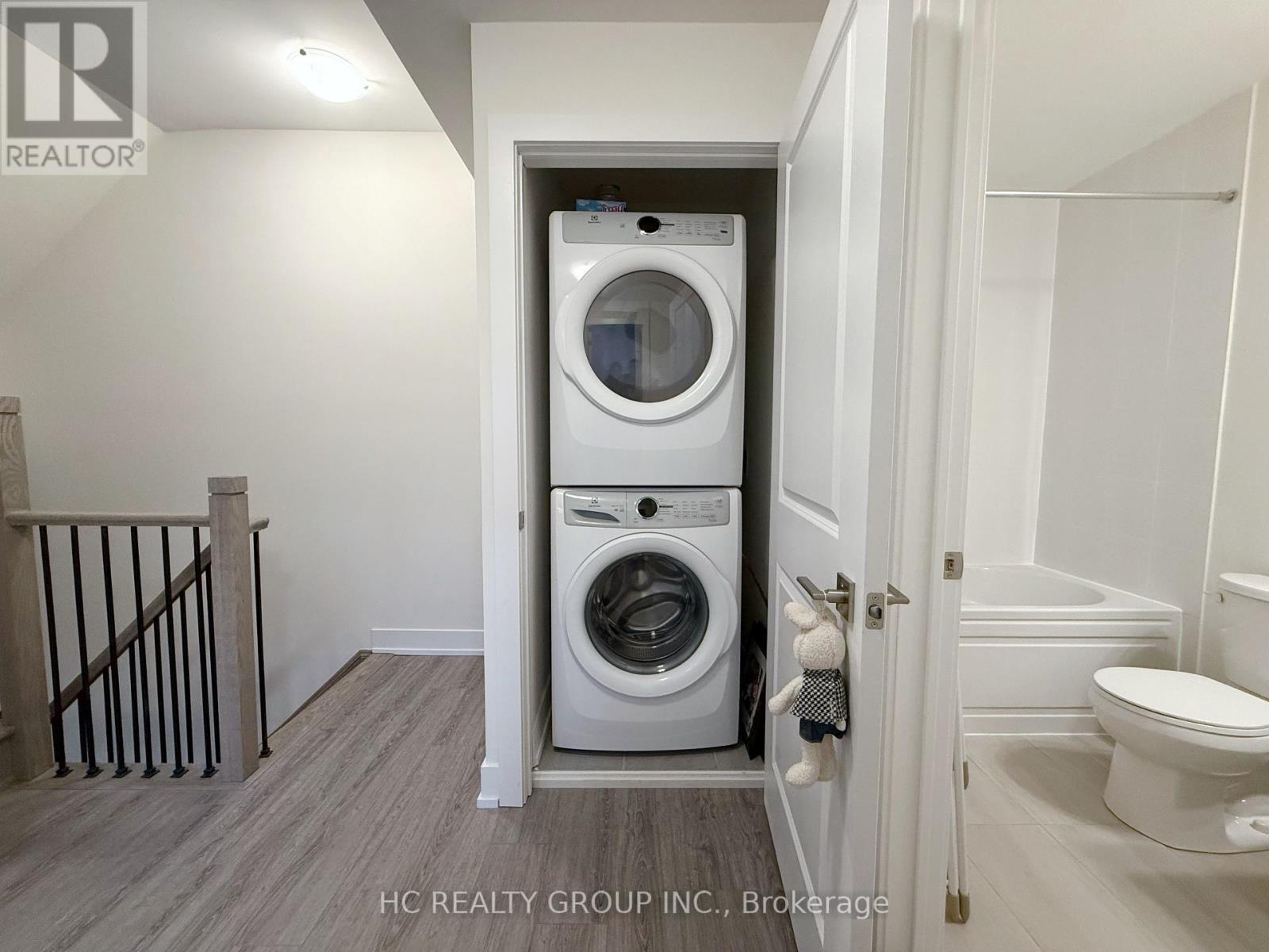 6 - 3 Bond Crescent, Richmond Hill, Ontario L4E 1J4 - Photo 11 - N12674964