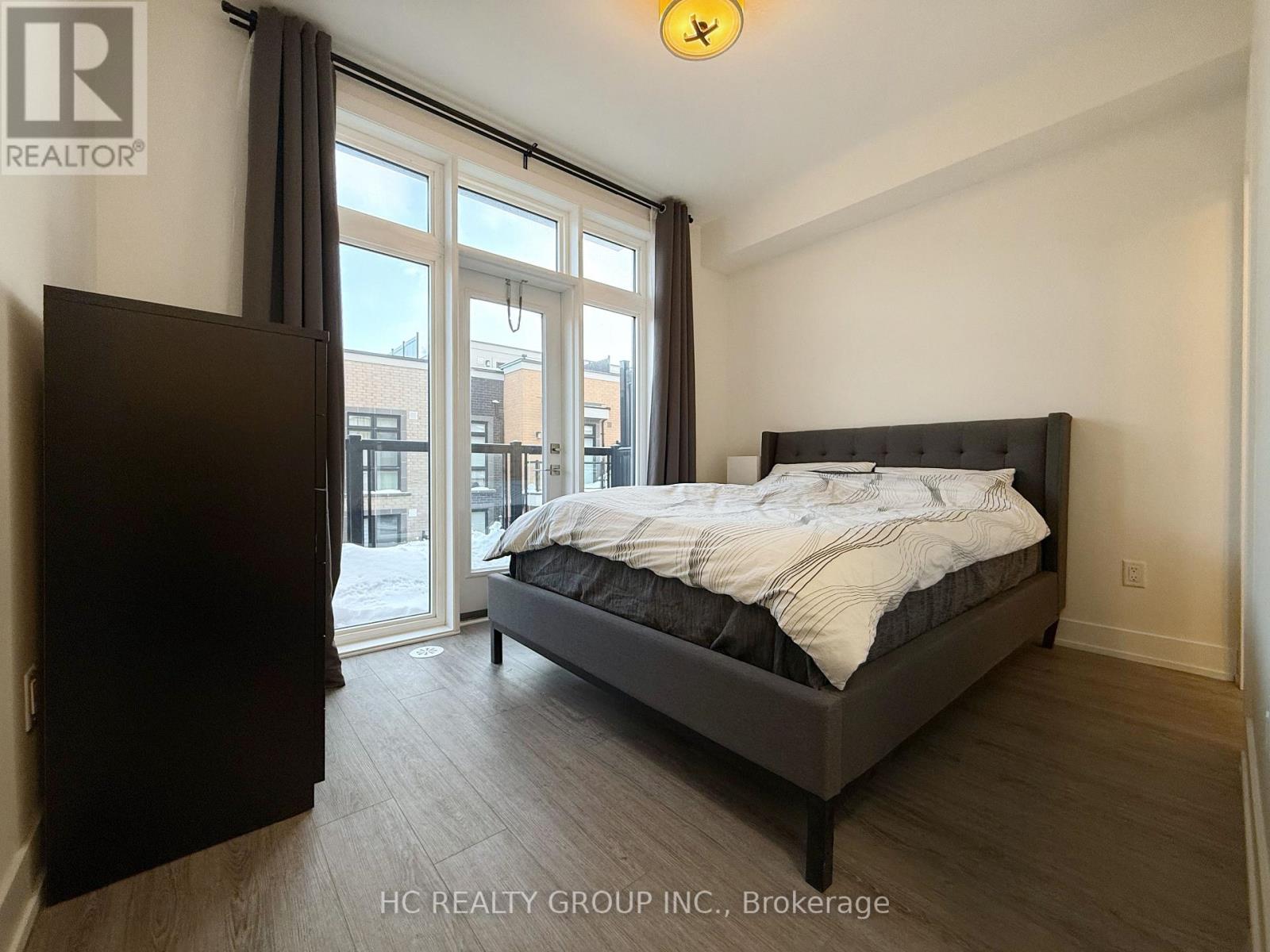 6 - 3 Bond Crescent, Richmond Hill, Ontario L4E 1J4 - Photo 8 - N12674964