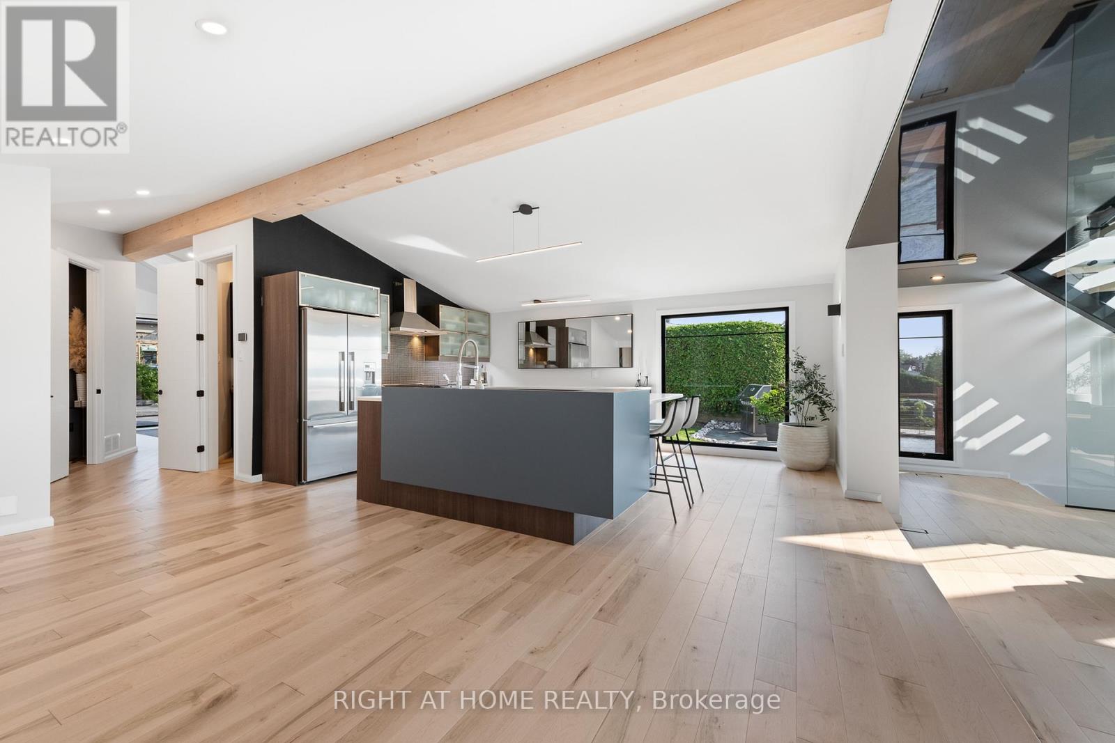 2120 Du Chateau Avenue, Clarence-Rockland, Ontario  K4K 1J3 - Photo 16 - X12218527