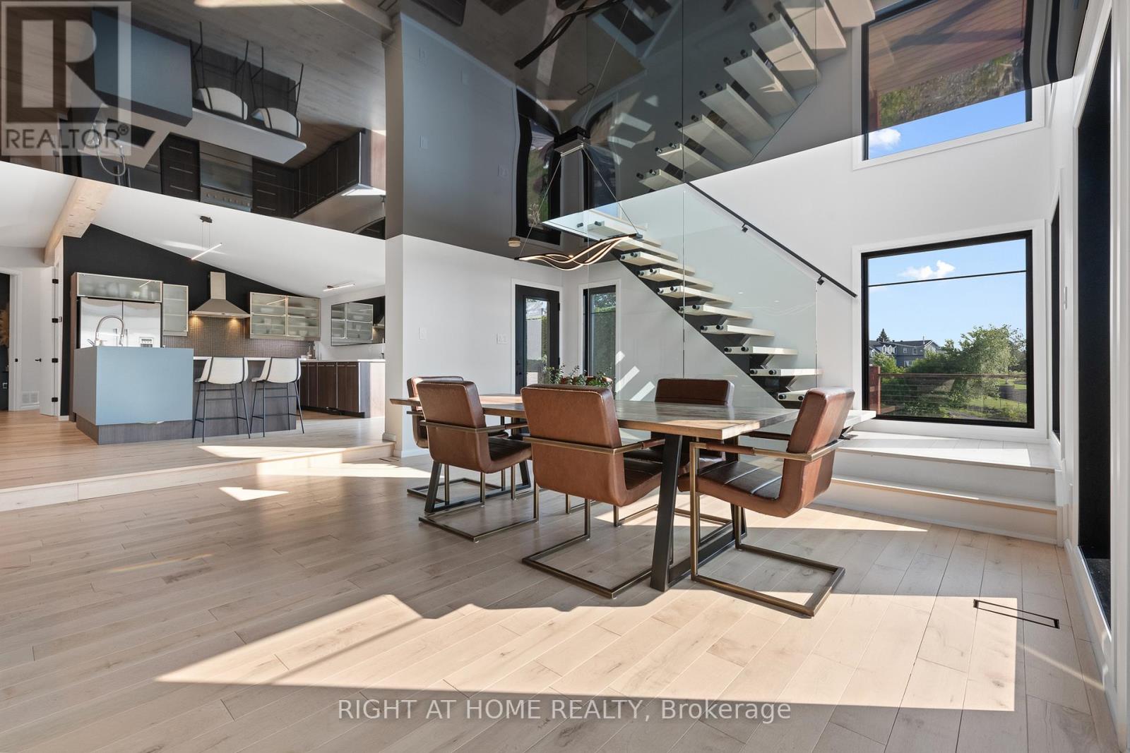 2120 Du Chateau Avenue, Clarence-Rockland, Ontario  K4K 1J3 - Photo 24 - X12218527