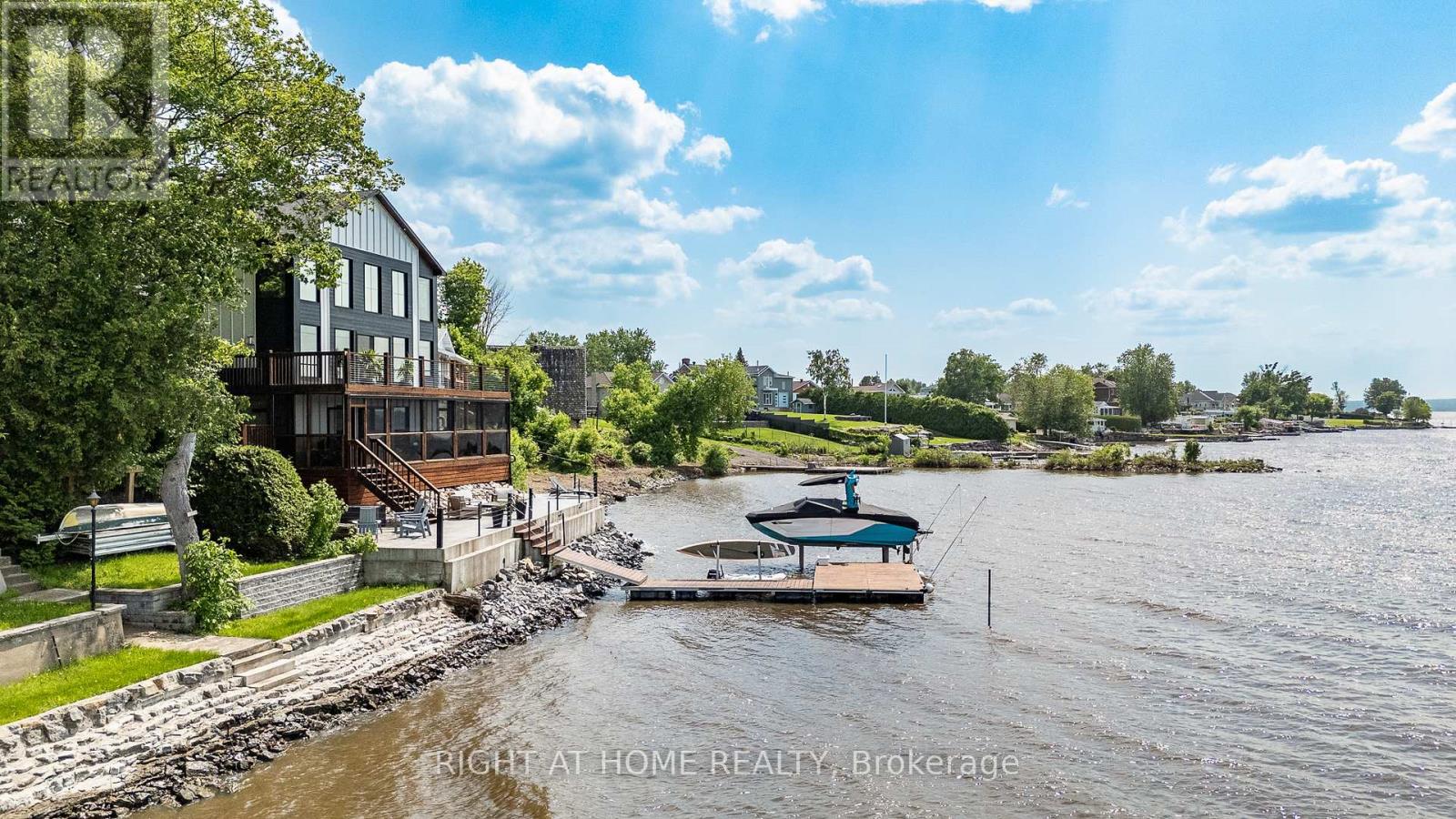 2120 Du Chateau Avenue, Clarence-Rockland, Ontario  K4K 1J3 - Photo 48 - X12218527