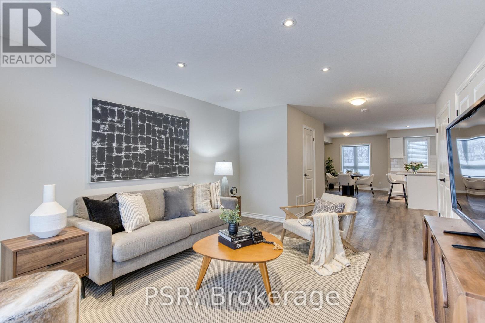 23 - 235 CHAPEL HILL DRIVE, Kitchener, Ontario