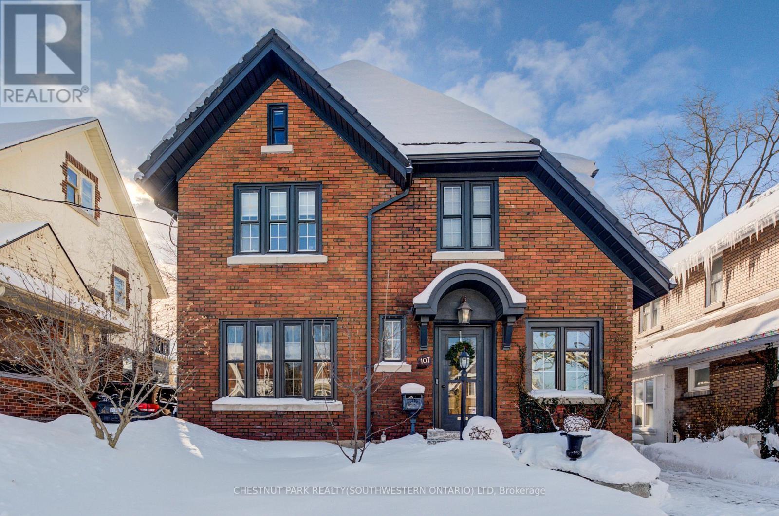 107 Earl Street, Kitchener, Ontario  N2M 2V8 - Photo 2 - X12750034