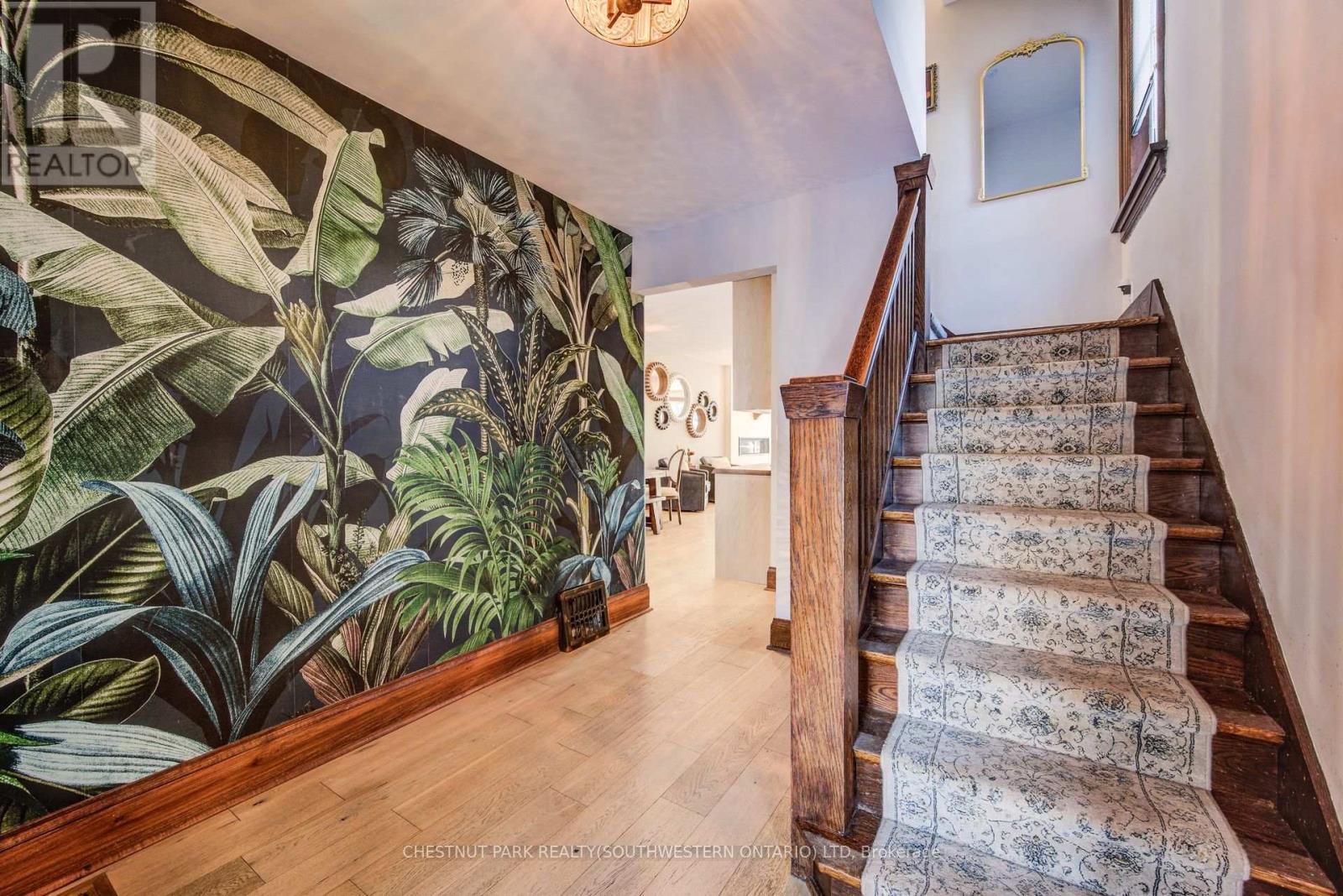 107 Earl Street, Kitchener, Ontario  N2M 2V8 - Photo 6 - X12750034