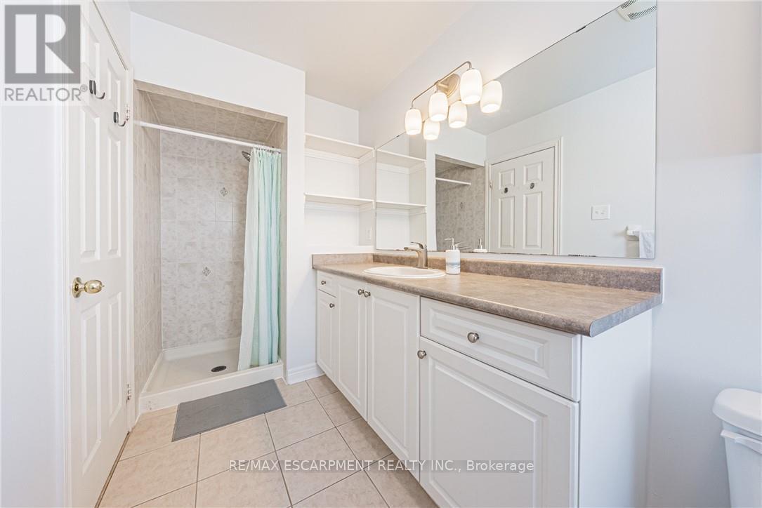 66 Deepcoral Court, Brampton, Ontario  L6V 4P7 - Photo 24 - W12749290