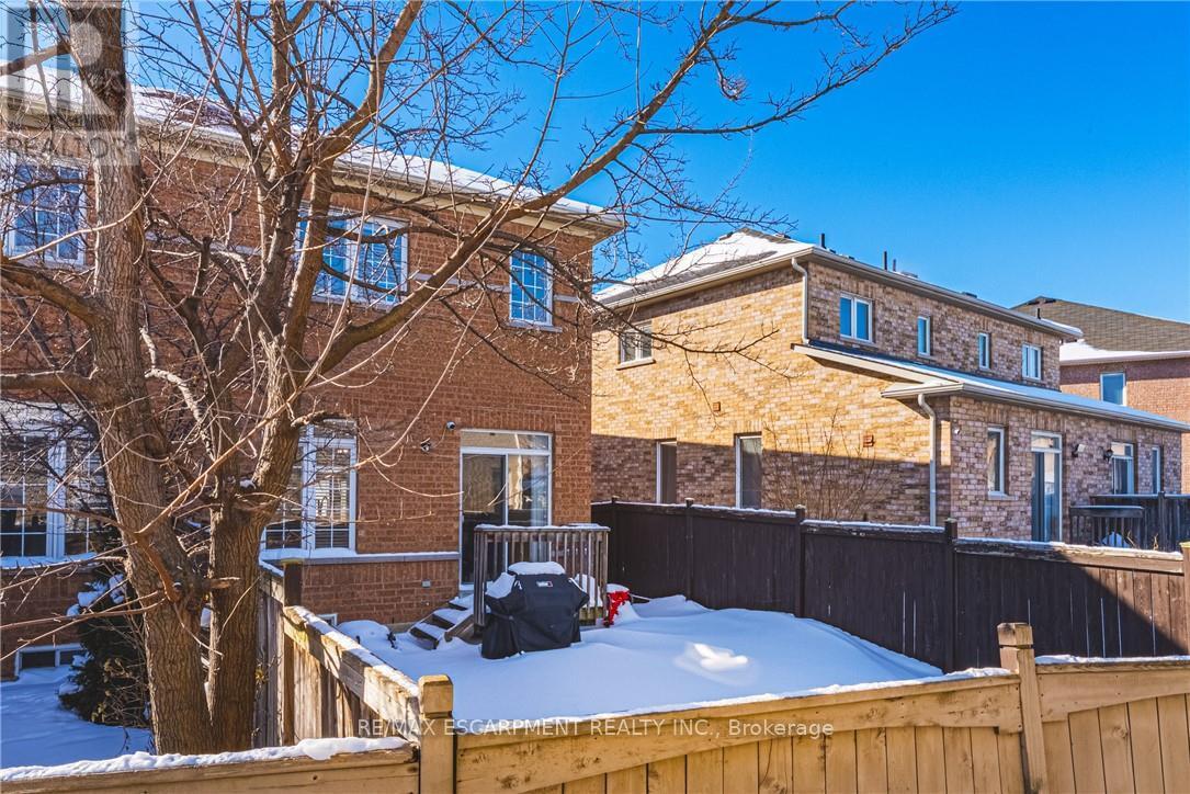 66 Deepcoral Court, Brampton, Ontario  L6V 4P7 - Photo 36 - W12749290