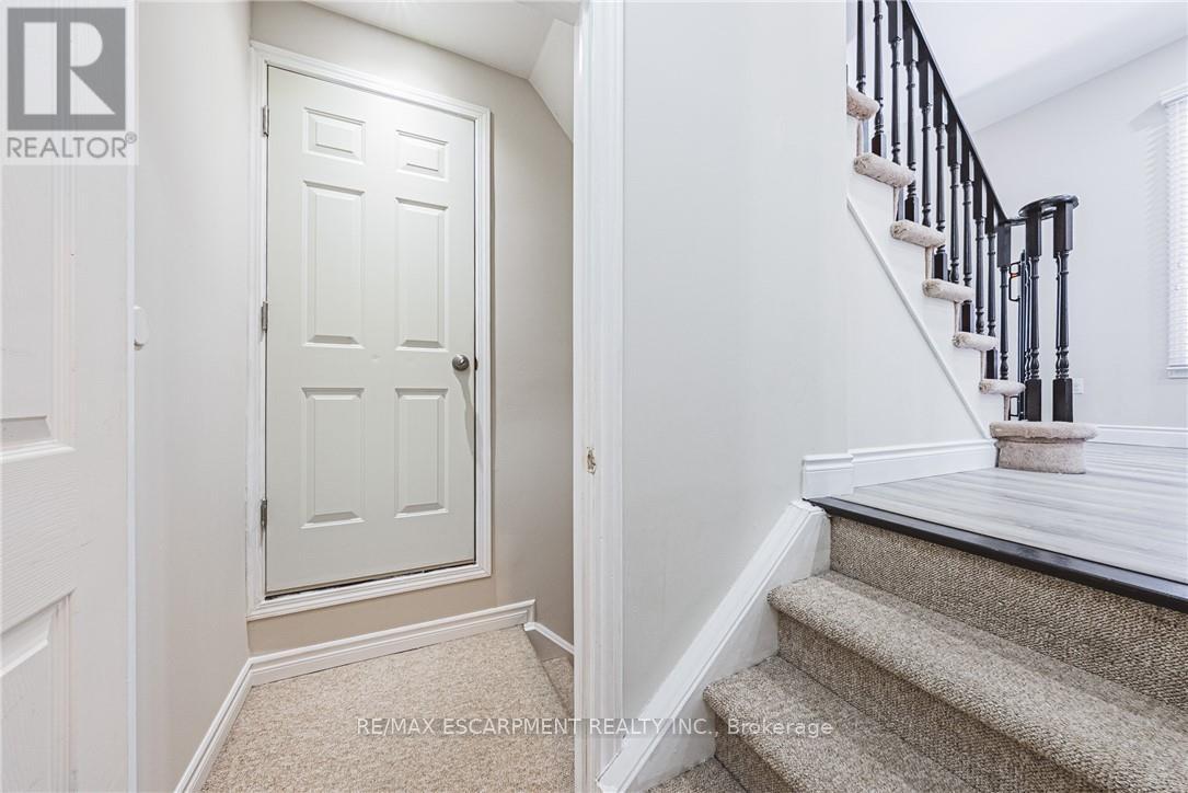 66 Deepcoral Court, Brampton, Ontario  L6V 4P7 - Photo 29 - W12749290