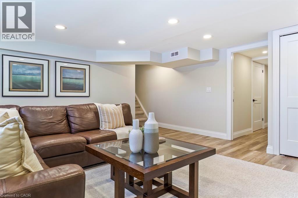 720 Mullin Way, Burlington, Ontario  L7L 4J7 - Photo 22 - 40802206