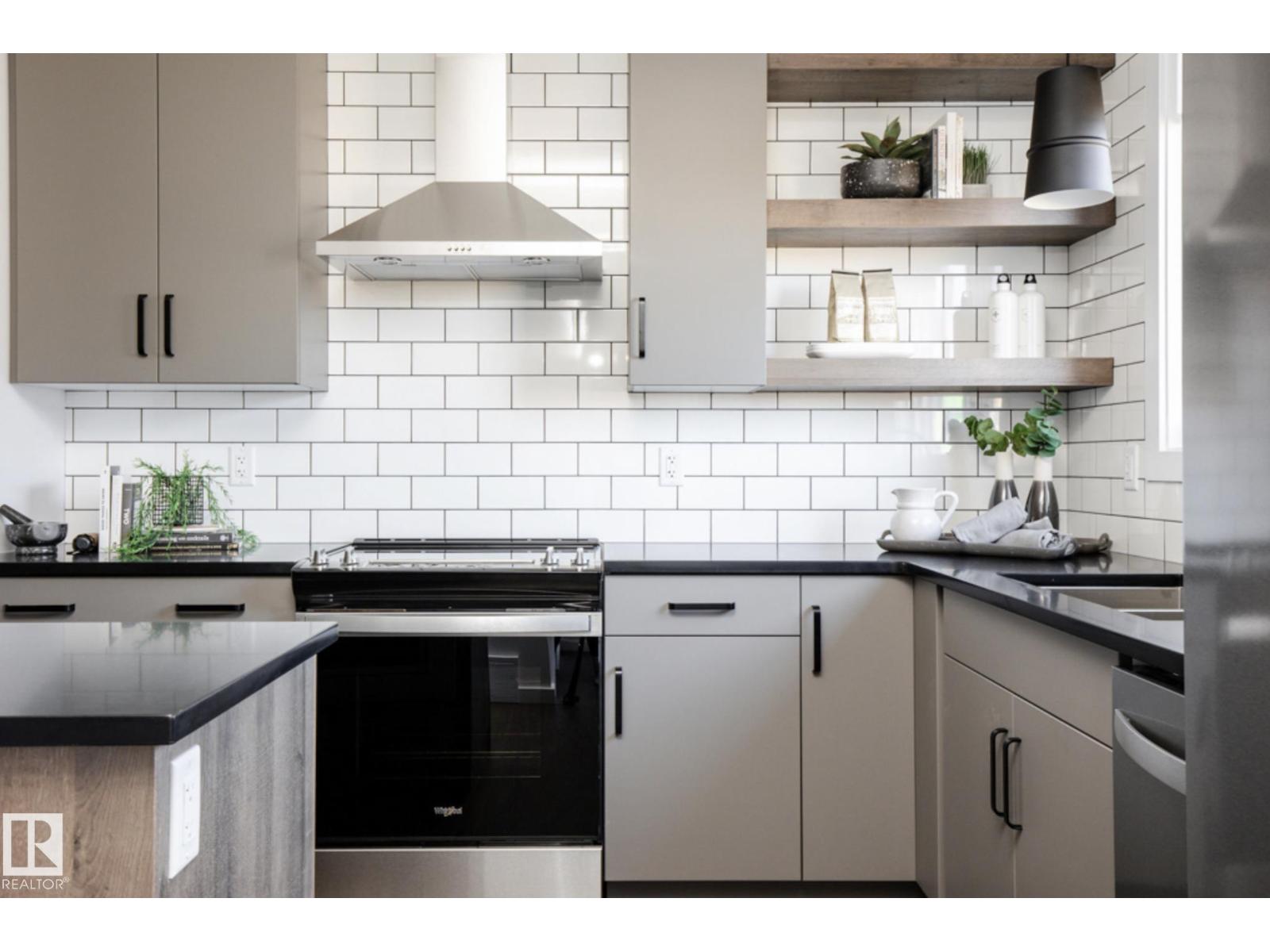 8123 228 Street Nw, Edmonton, Alberta  T5T 7X8 - Photo 2 - E4436021