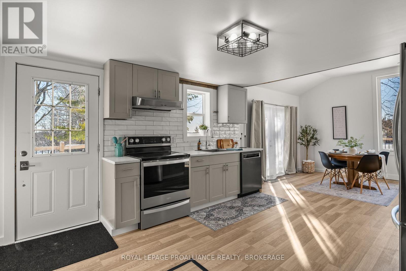 154 Clara Street, Greater Napanee, Ontario  K0K 2W0 - Photo 20 - X12750184