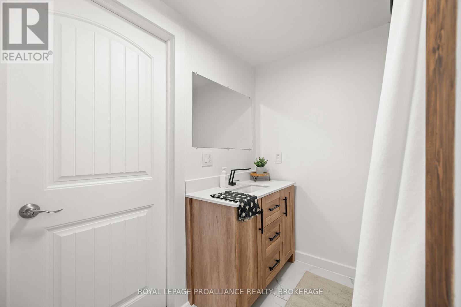 154 Clara Street, Greater Napanee, Ontario  K0K 2W0 - Photo 22 - X12750184