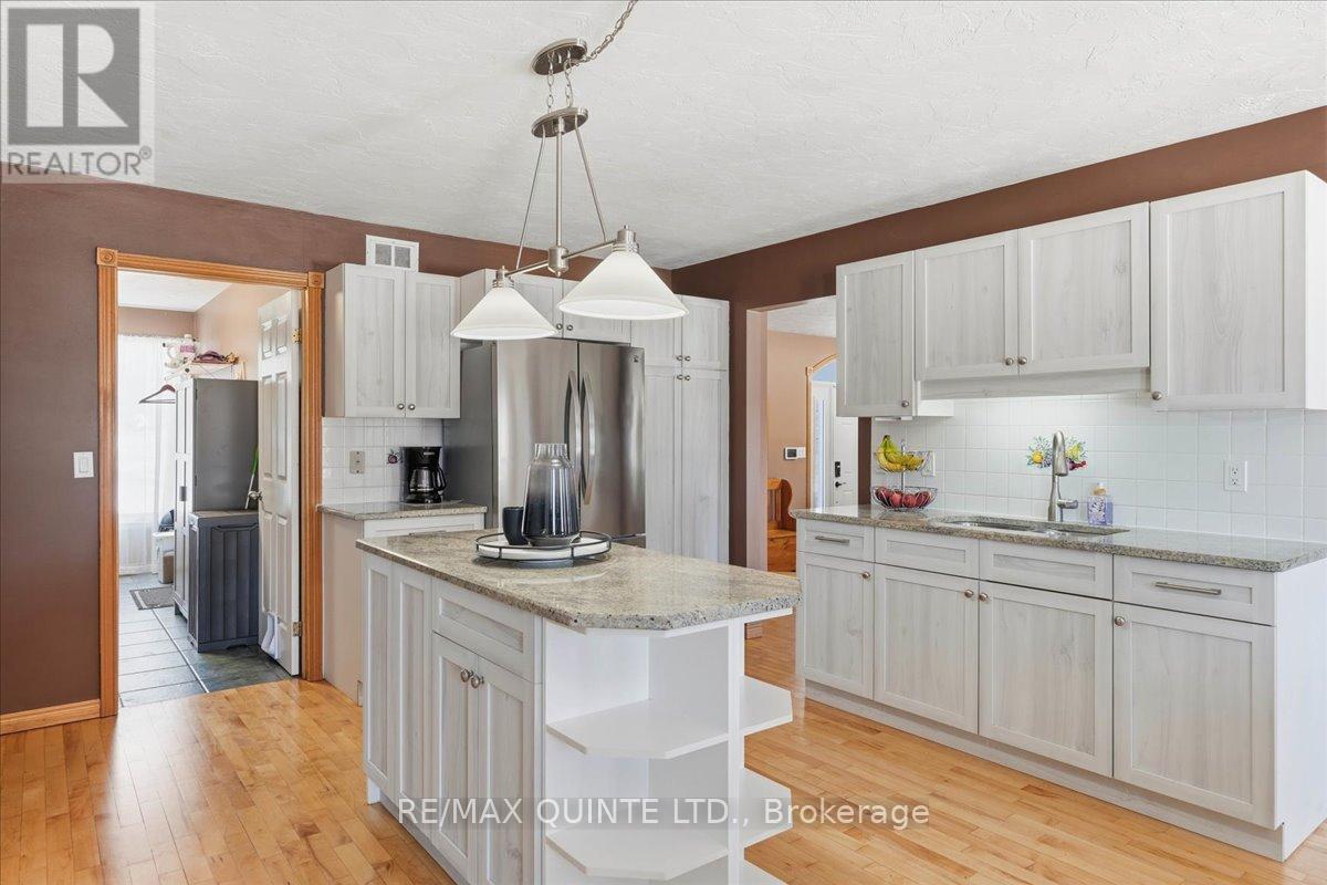 1325 County Rd 40, Quinte West, Ontario  K8V 5P4 - Photo 10 - X12750114