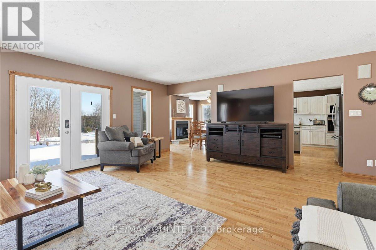 1325 County Rd 40, Quinte West, Ontario  K8V 5P4 - Photo 7 - X12750114