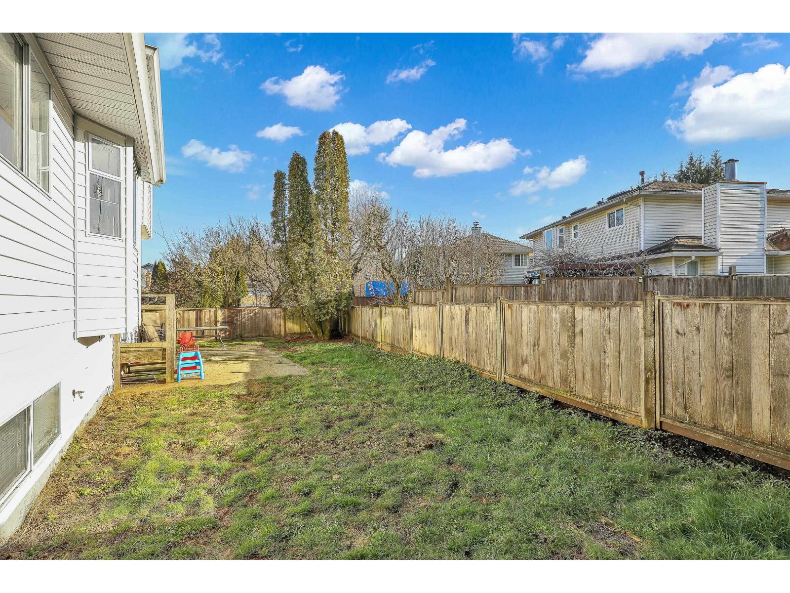 15662 91a Avenue, Surrey, British Columbia  V4N 2X3 - Photo 8 - R3085326