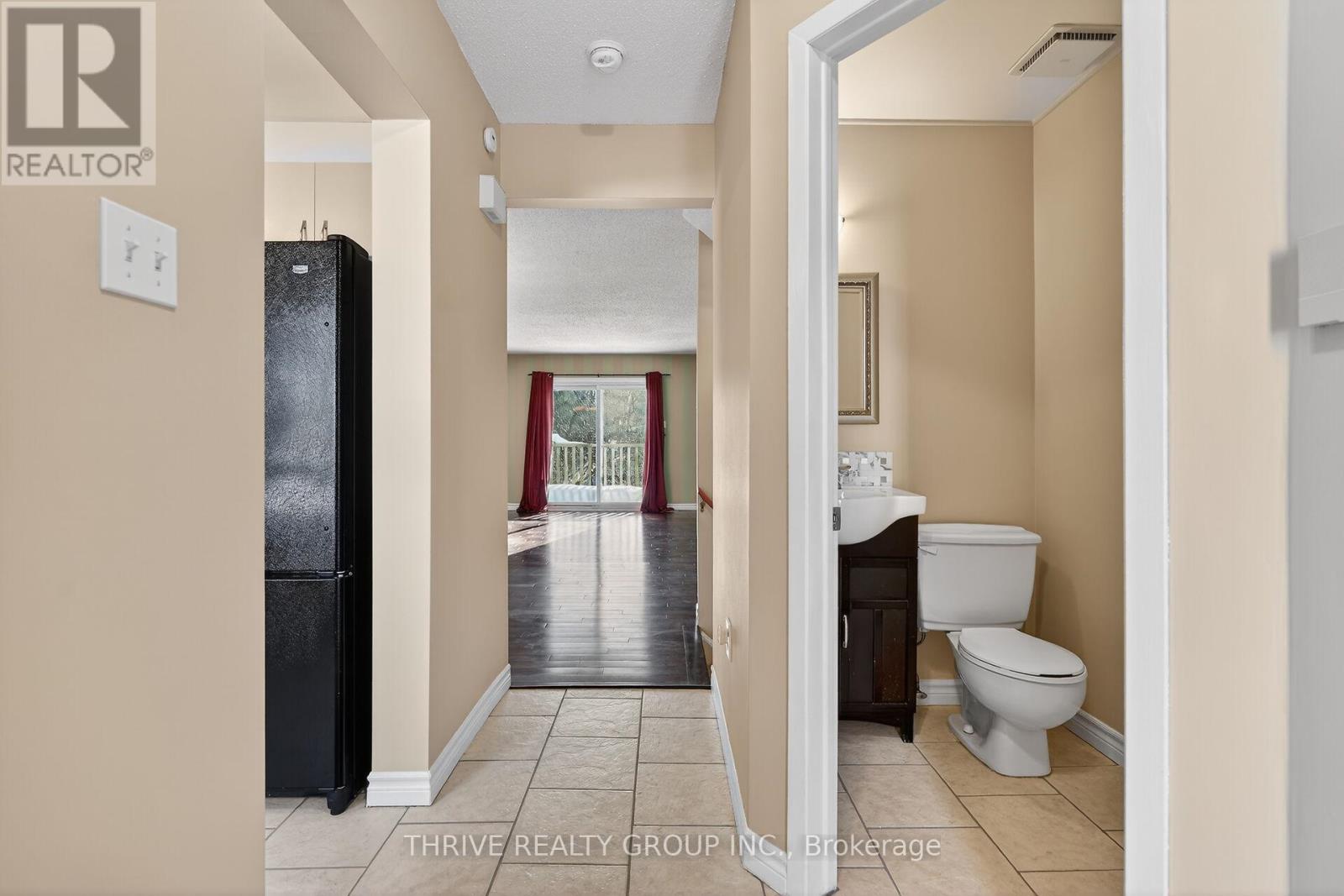 3 - 80 Acorn Crescent, London North, Ontario  N6G 4R8 - Photo 5 - X12750154