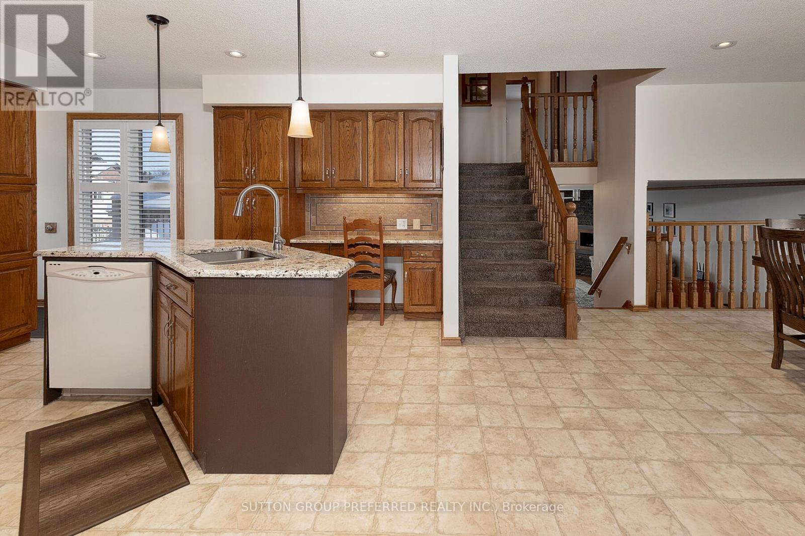 111 Hemlock Road, Ingersoll, Ontario  N5C 3Z4 - Photo 8 - X12750176