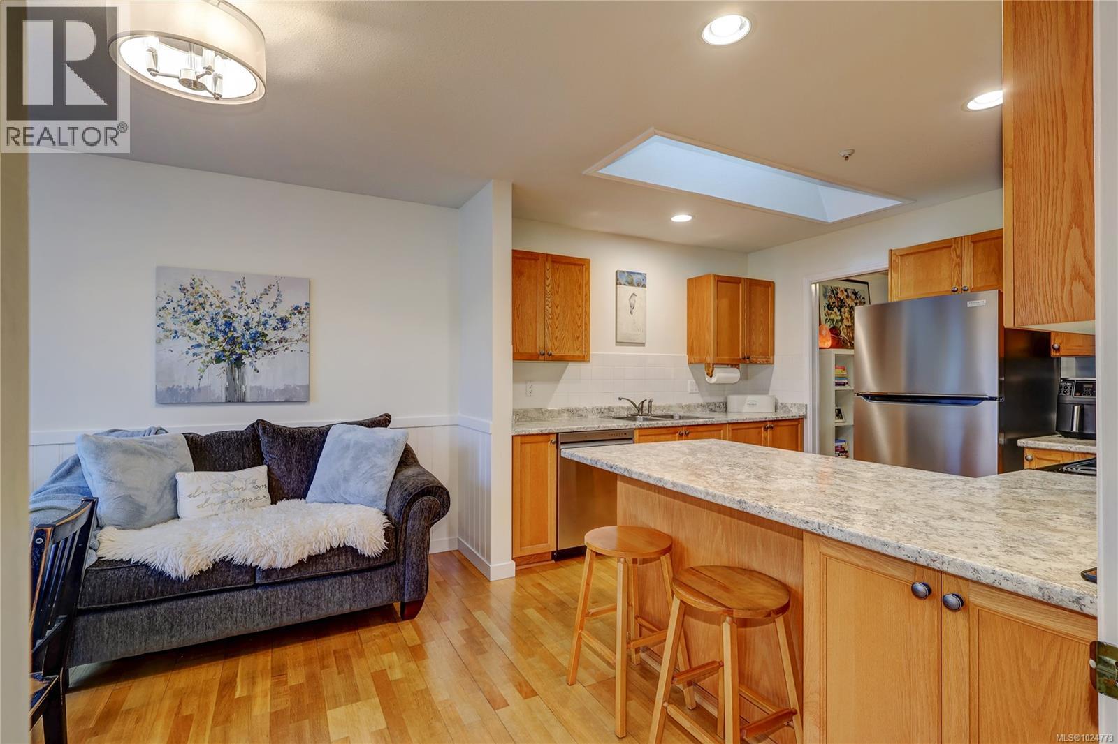 5959 Waterton Dr, Nanaimo, British Columbia  V9T 6A9 - Photo 3 - 1024773