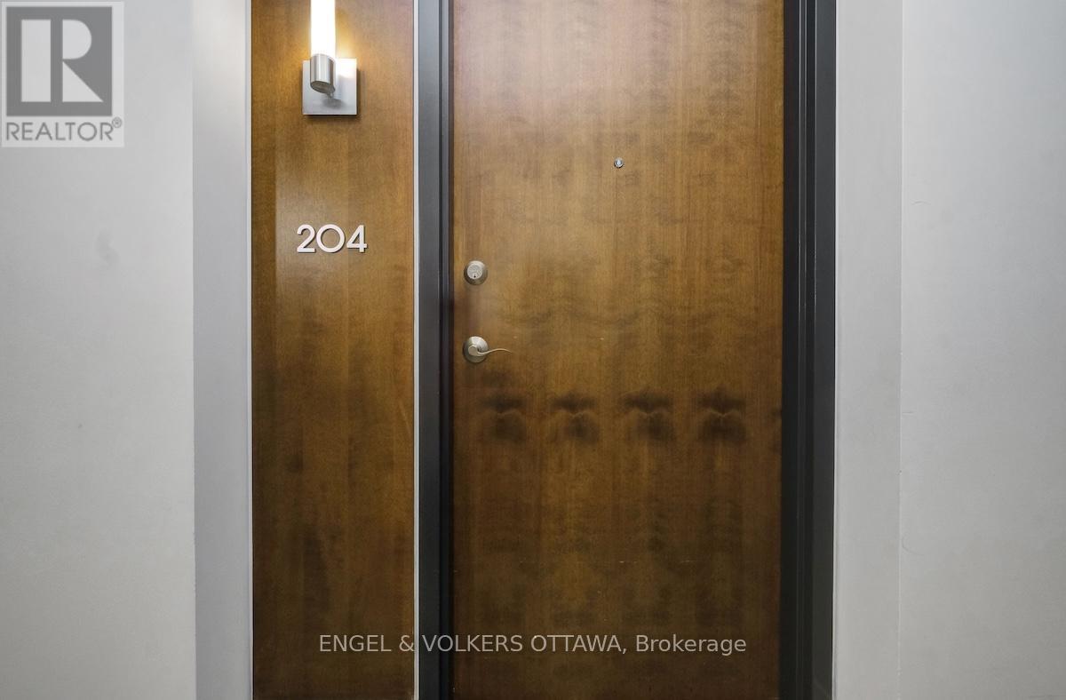 204 - 295 Mackay Street, Ottawa, Ontario  K1M 2B7 - Photo 5 - X12750074