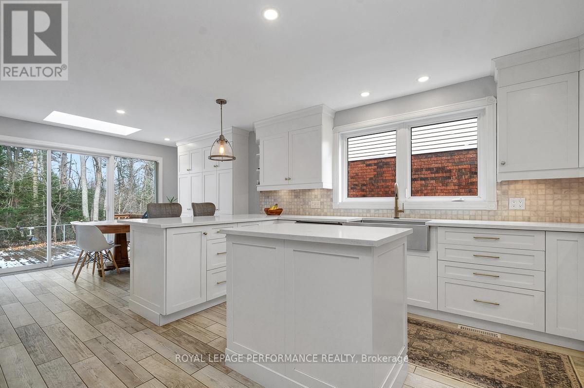 6164 Ravine Way, Ottawa, Ontario  K1C 7E9 - Photo 12 - X12750146