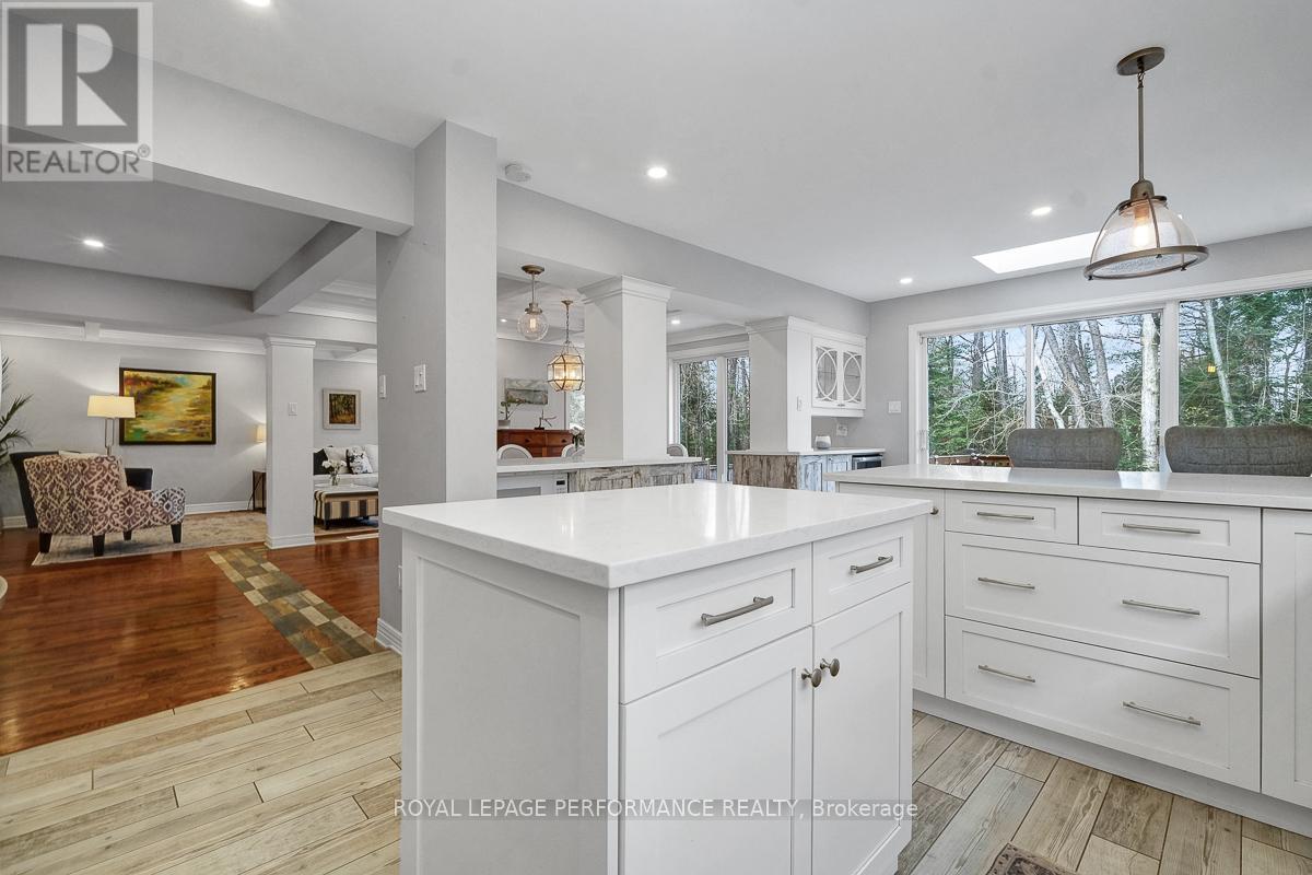 6164 Ravine Way, Ottawa, Ontario  K1C 7E9 - Photo 13 - X12750146