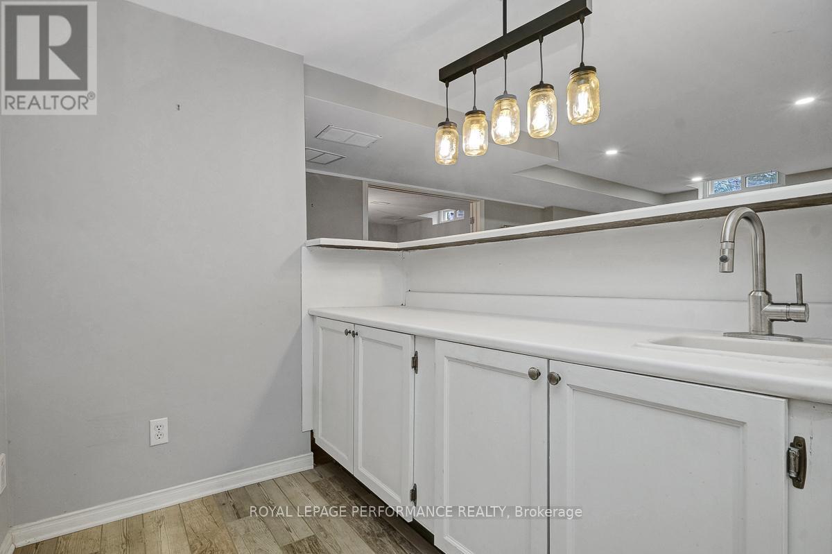 6164 Ravine Way, Ottawa, Ontario  K1C 7E9 - Photo 32 - X12750146