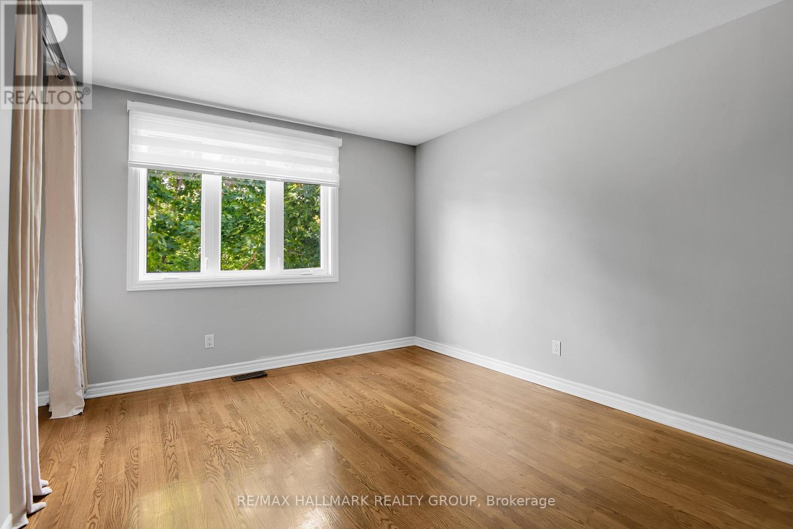 1743 Silver Bark Avenue, Ottawa, Ontario  K1C 7A8 - Photo 33 - X12750204