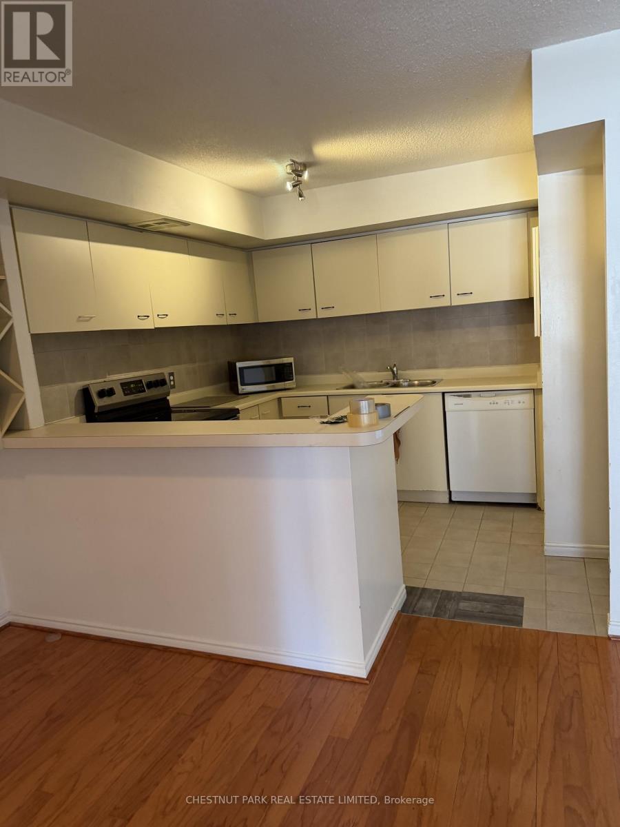 2107 - 25 The Esplanade, Toronto, Ontario  M5E 1W5 - Photo 9 - C12740092